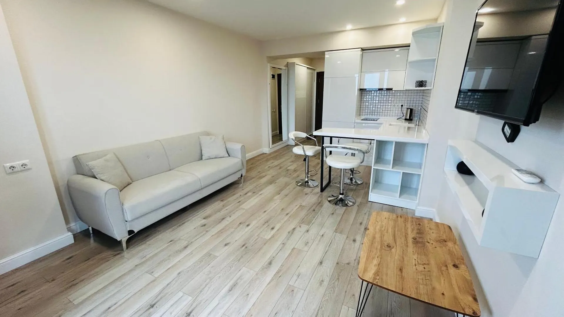 Orbi Beach Family Batumi Apartment